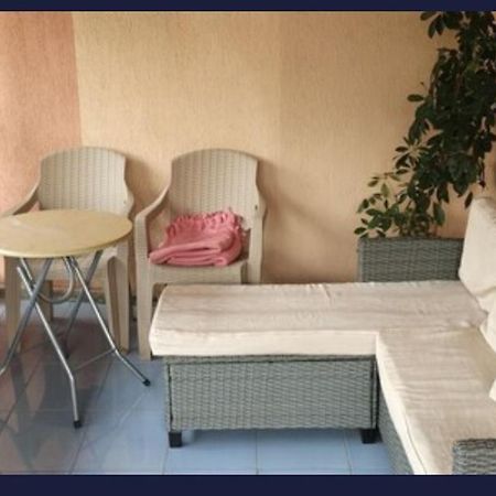 Central City House Tulcea Esterno foto