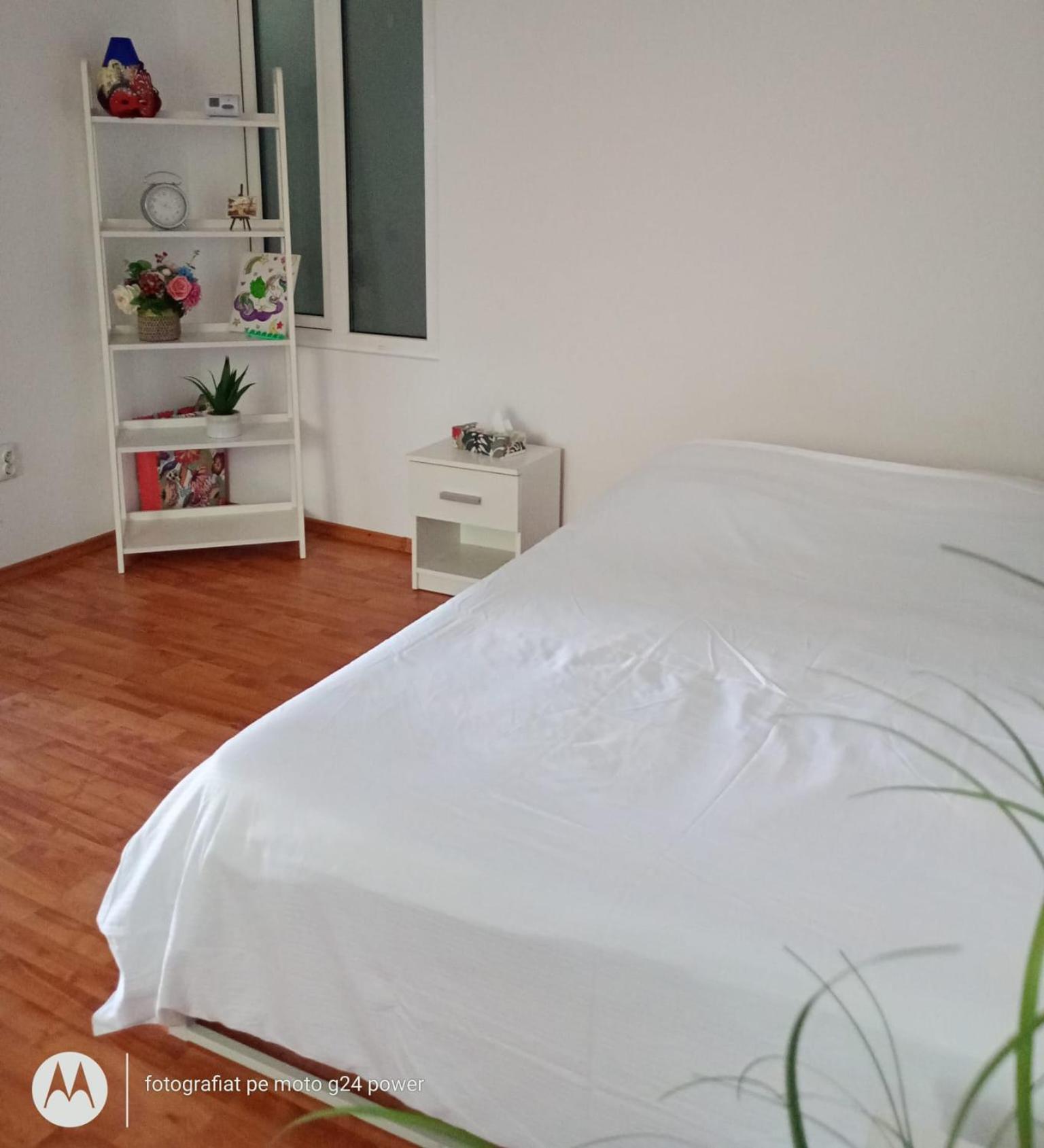 Central City House Tulcea Esterno foto